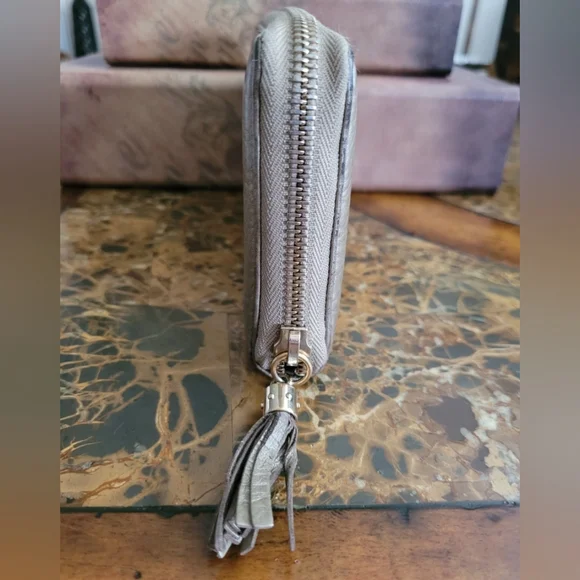 Gucci Soho zip around long wallet - Picture 4 of 11